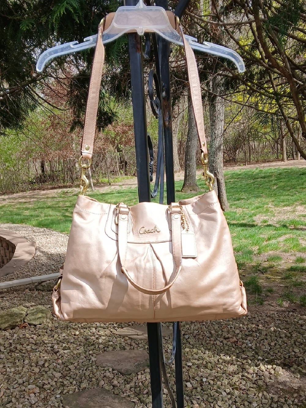 Coach ASHLEY CARRYALL LEATJER BAG F15513